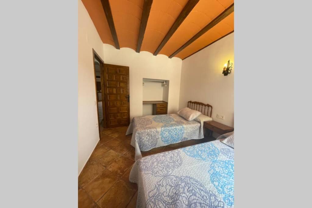 Casa Rural El Tranco Del Lobo Casas de Ves Exterior foto