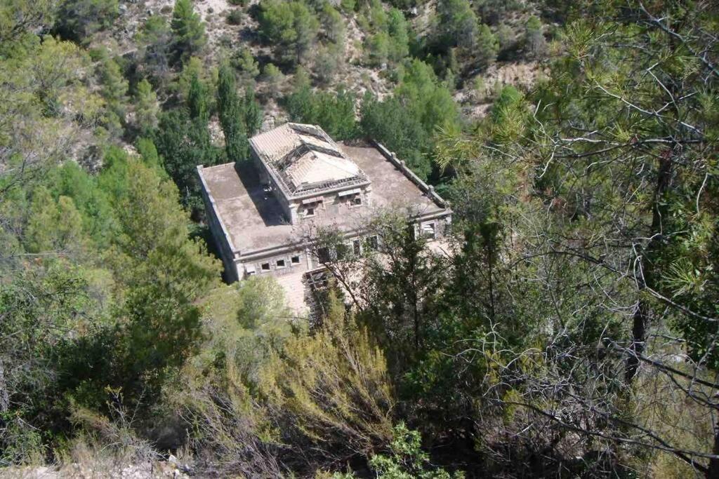 Casa Rural El Tranco Del Lobo Casas de Ves Exterior foto
