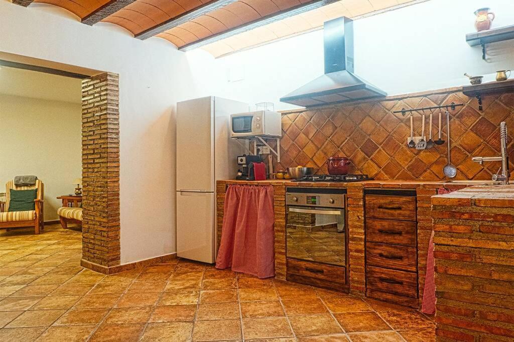 Casa Rural El Tranco Del Lobo Casas de Ves Exterior foto