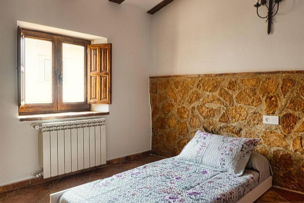 Casa Rural El Tranco Del Lobo Casas de Ves Exterior foto
