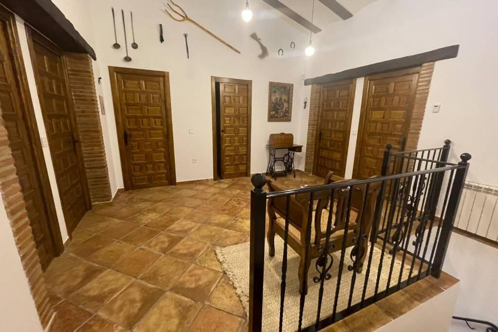 Casa Rural El Tranco Del Lobo Casas de Ves Exterior foto